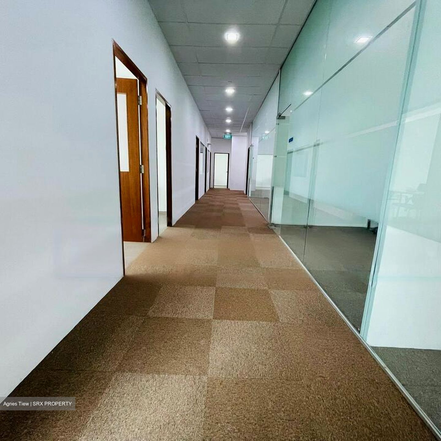 Ub Point (D14), Factory #454762511